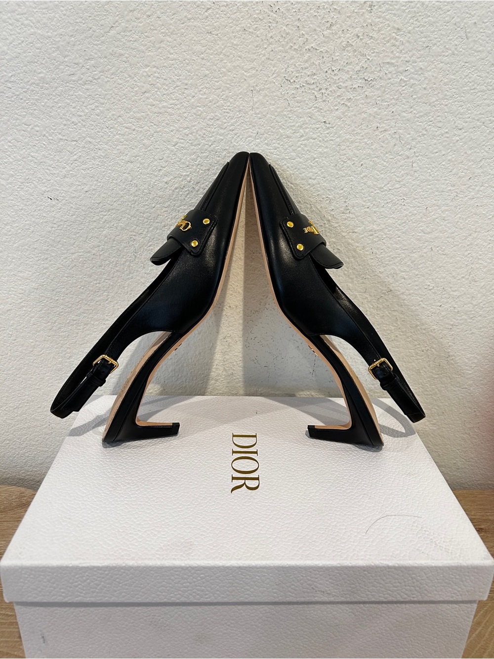 NIB DIOR Dior Boy Leather Slingback pumps w/gold-tone lettering, Size 38, $1300 - Picture 4 of 13